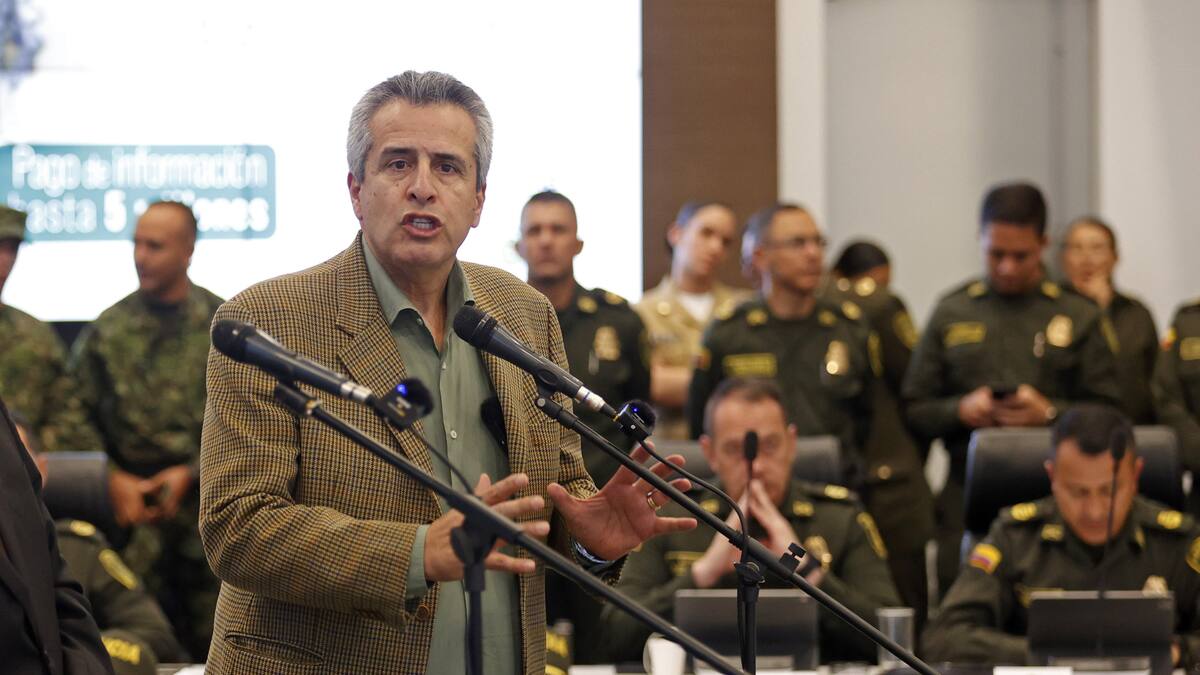 Está pasando porque rompimos el cese al fuego: Mininterior sobre atentados