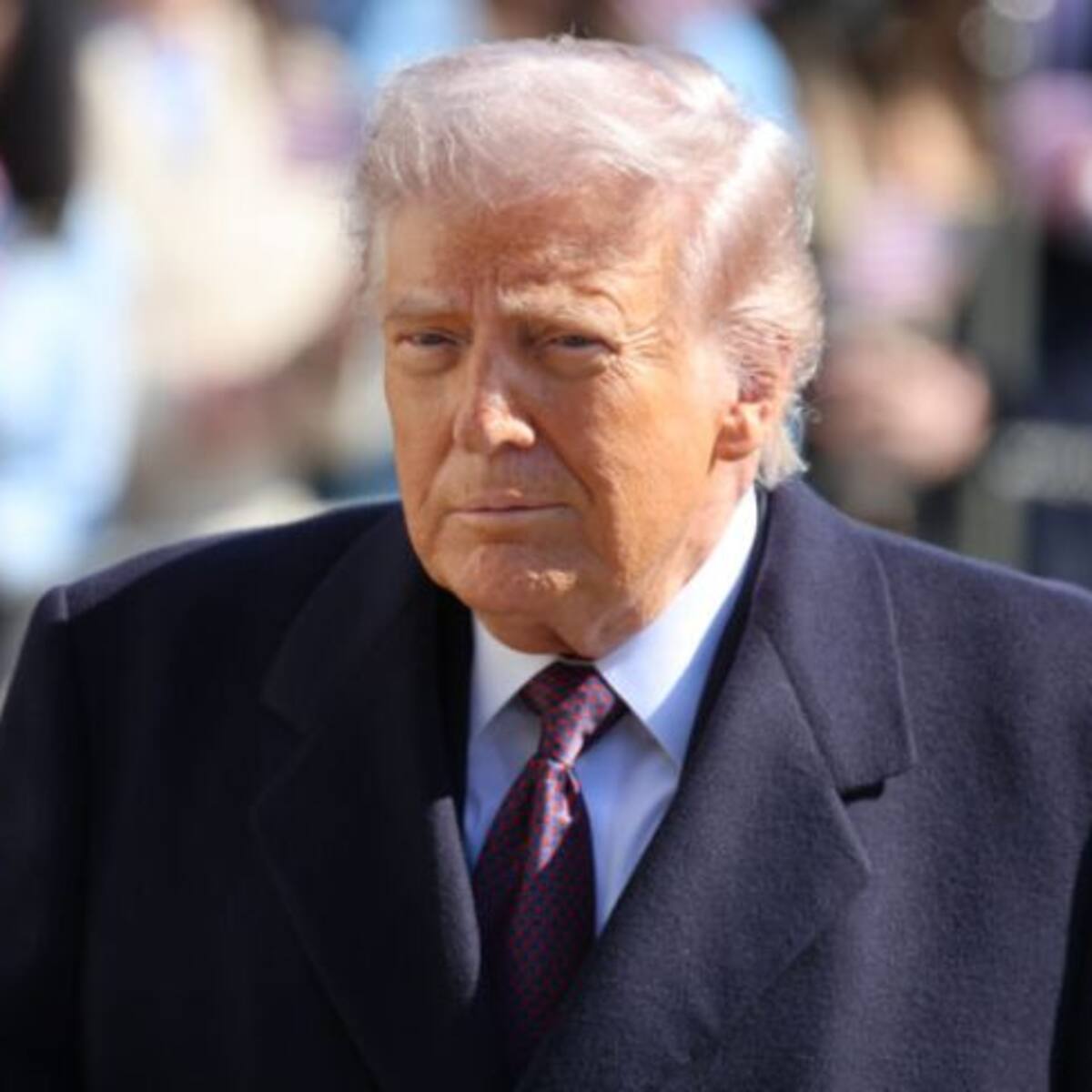 Trump dice a un medio británico que no descarta retirar a Estados Unidos de la OTAN