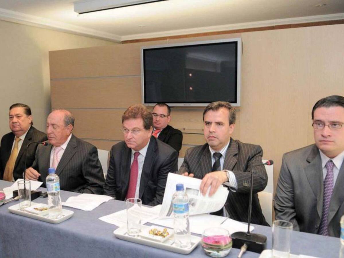 Sura y Argos se reunirán el 22 de febrero para analizar la nueva OPA de Gilinski