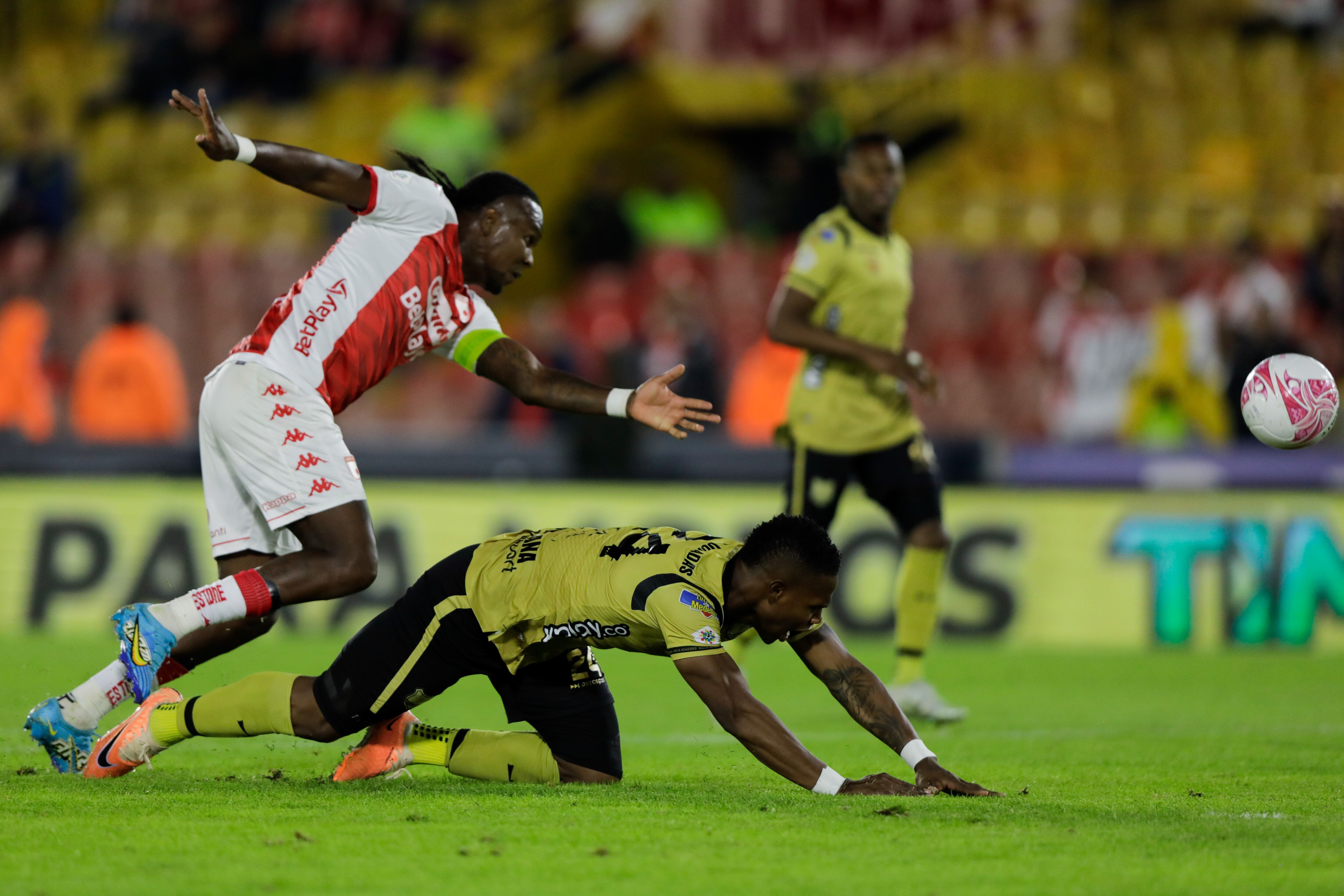 Santa Fe se enfrenta con Águilas Doradas / Colprensa