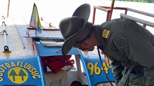 El grupo de guías caninos adelantó planes de registros y solicitud de antecedentes a las personas que ingresan y salen del municipio