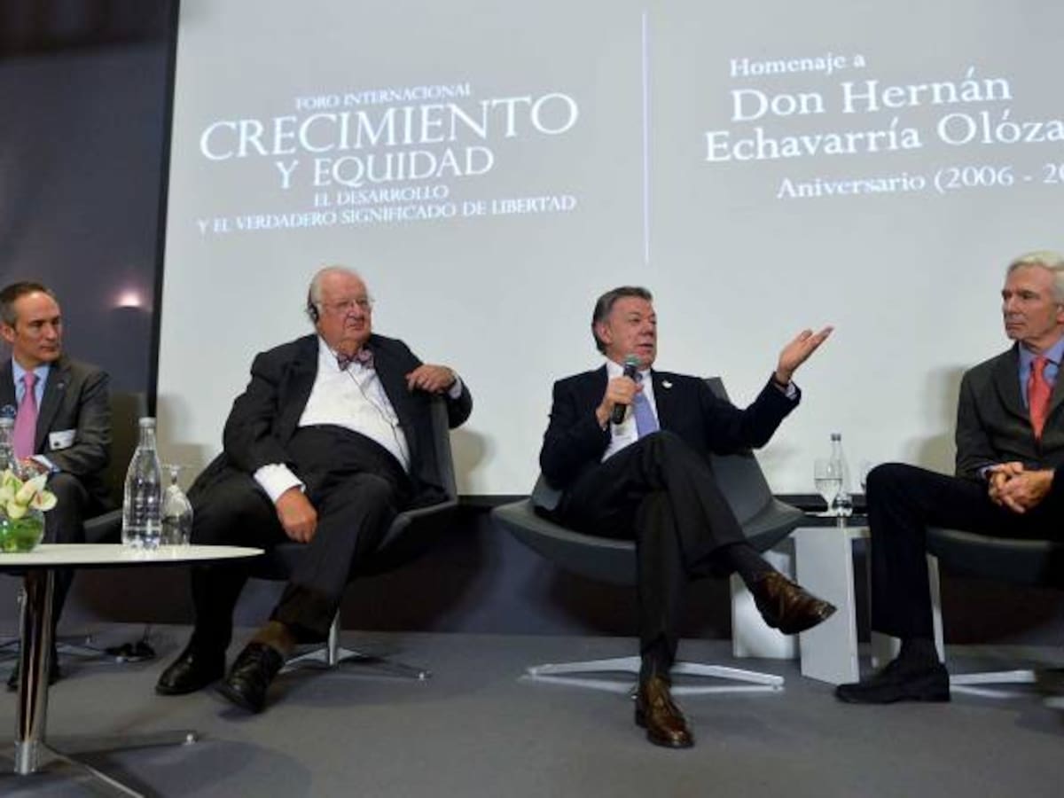 Crecimiento económico será hasta del 12% en regiones afectadas por el conflicto: Santos