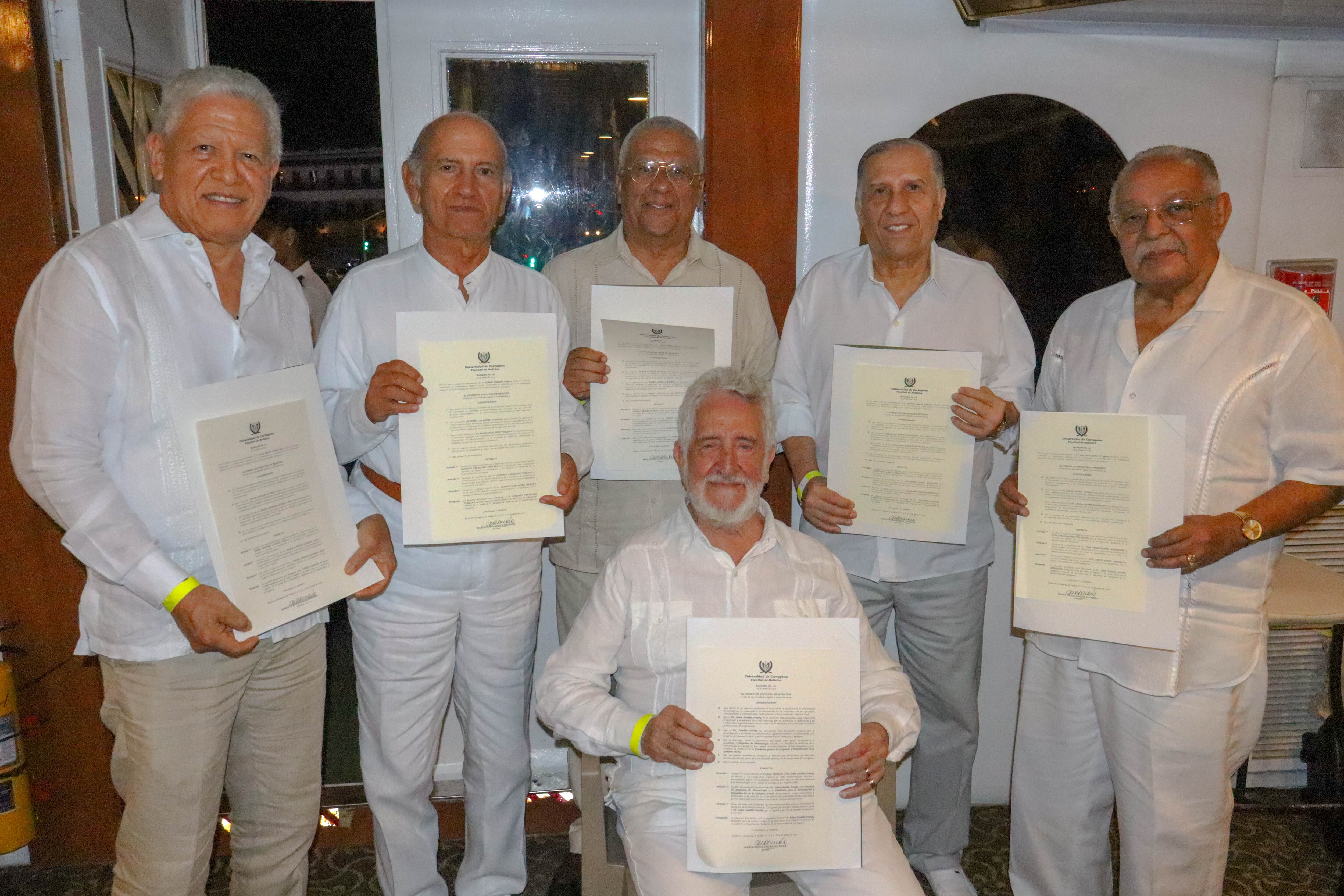Universidad de Cartagena conmemora los 50 años de creación del departamento de Neurocirugía