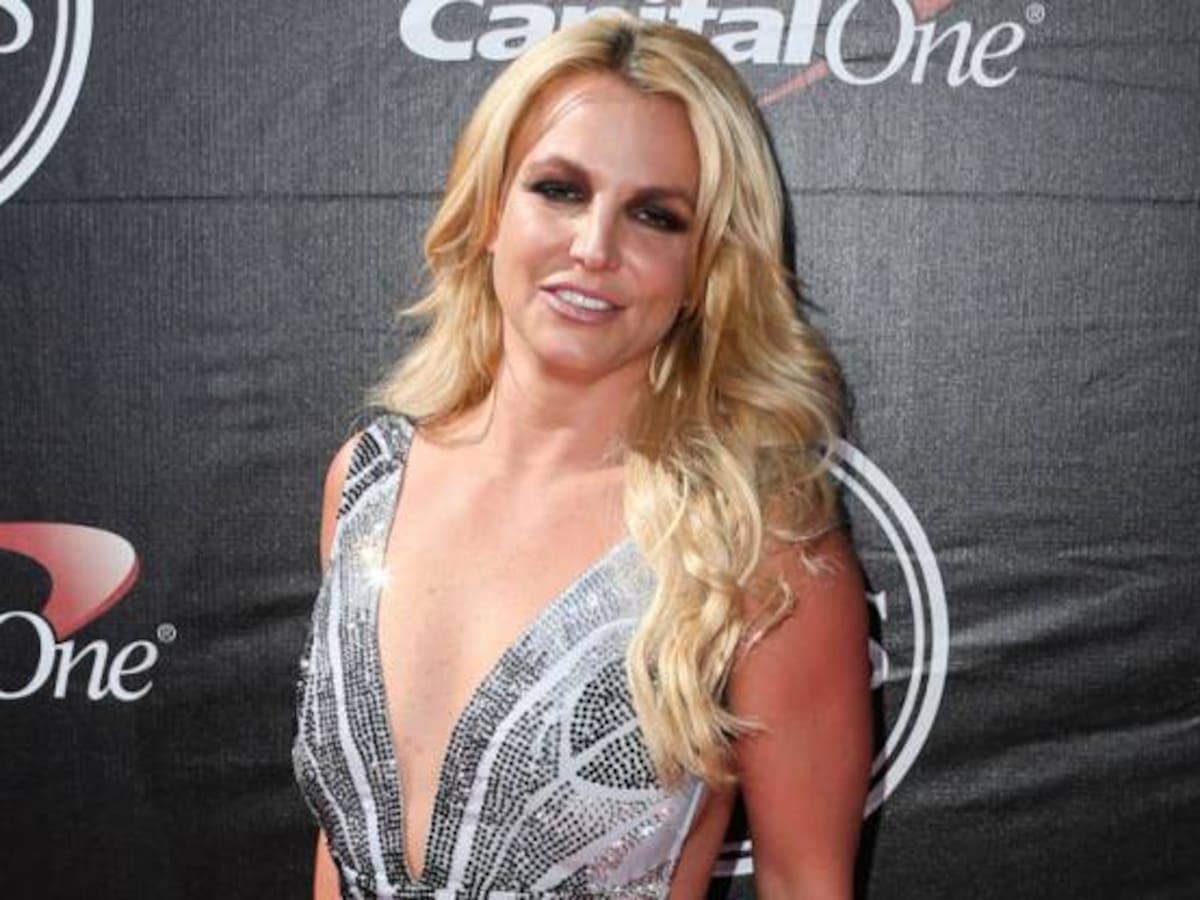 Britney Spears manda cartas escritas a mano a sus fans, invitándoles a sus conciertos