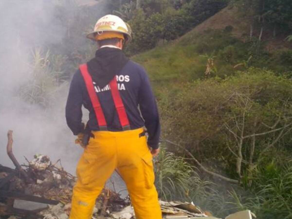Bomberos de Circasia paralizaron labores por falta de pago