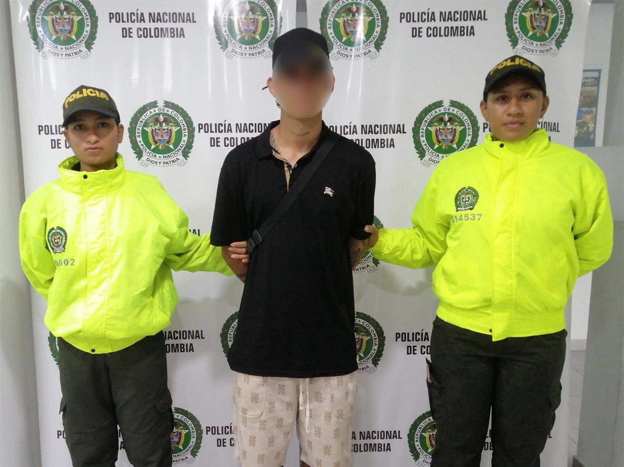 Capturaron a influencer por publicar videos de actos sexuales en colegios de Medellín. Cortesía: Policía Metropolitana del Valle de Aburrá.