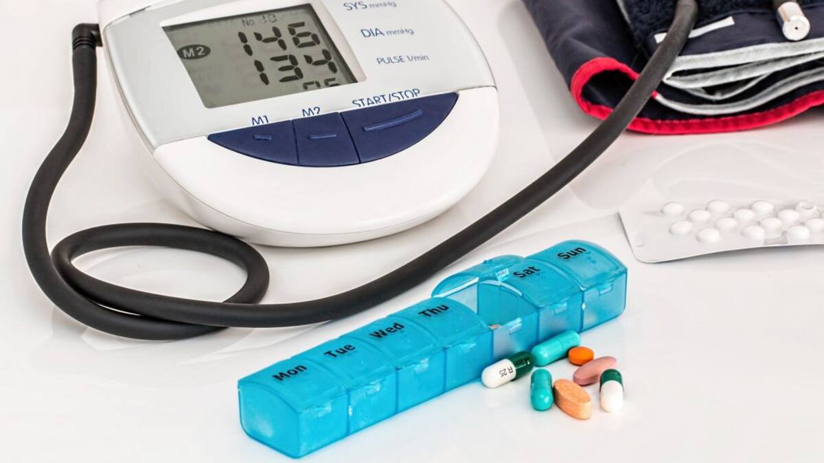 ¿Qué causa la hipertensión?