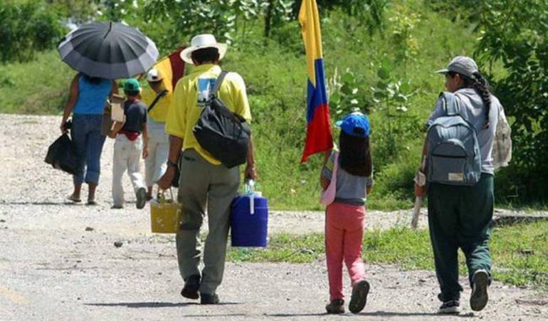 Familia en desplazamientos (imagen de referencia)