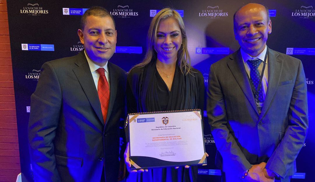 El gobierno del "Bolívar Primero" fue galardonado por su Plan de Infraestructura Educativa que busca construir 13 megacolegios