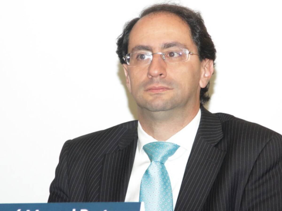 No creo que medida del Banco de la República tenga el efecto que se espera: rector U. Rosario