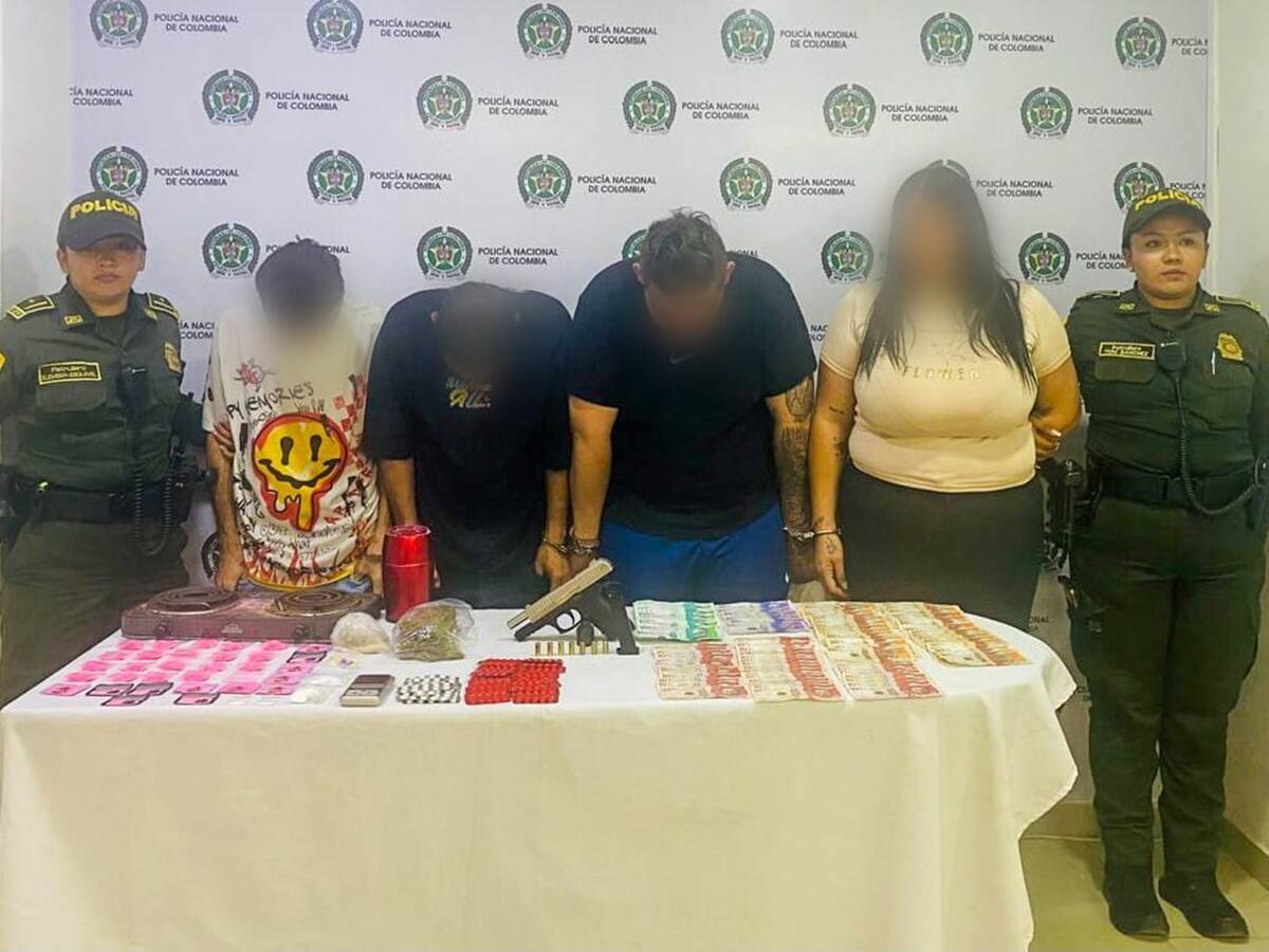 Capturaron a 4 personas que transportaban drogas sintéticas en un vehículo en Ibagué
