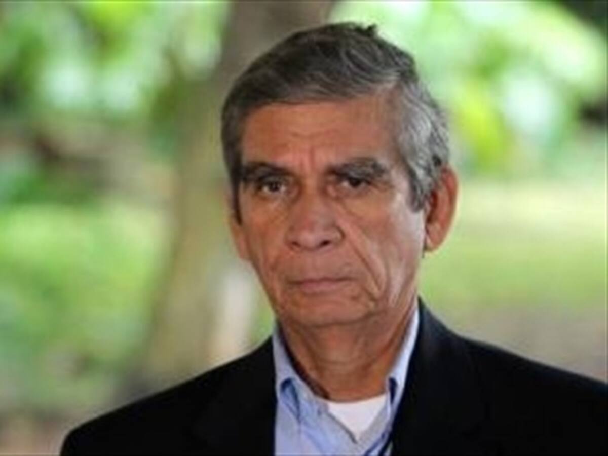 Proceso de paz no compromete el futuro de la fuerza pública: Mora Rangel