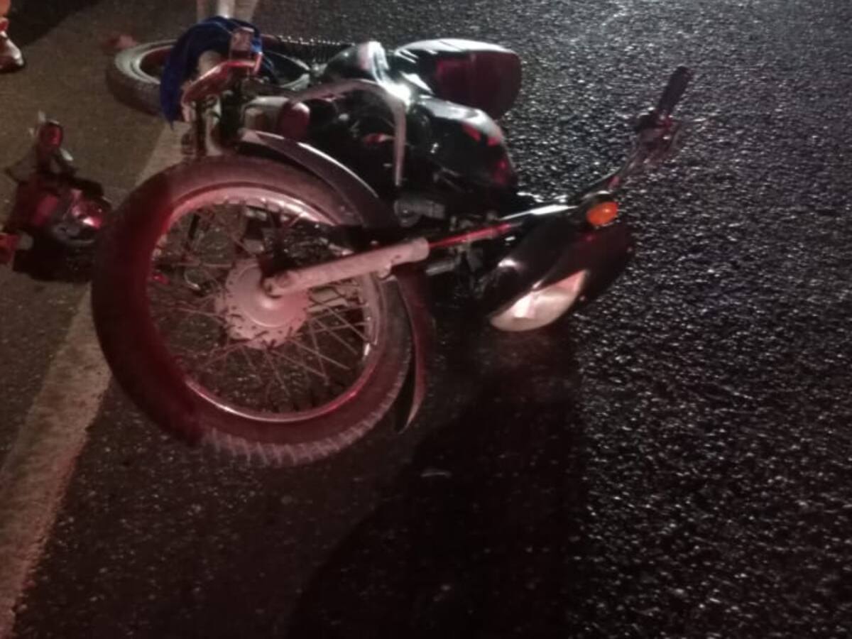 Dos motos chocaron en la variante Mamonal- Gambote: una persona murió