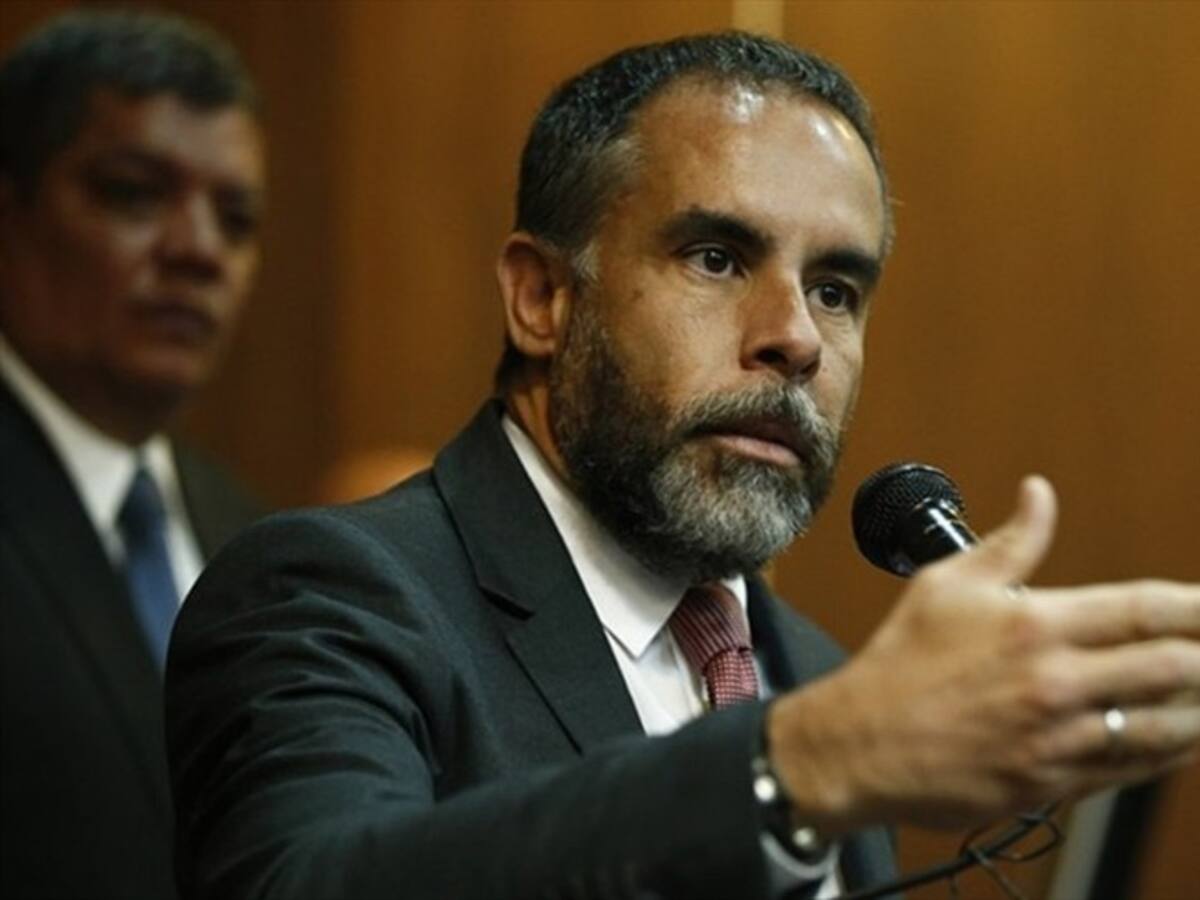 Partido que no vote la JEP se va del gobierno: Benedetti