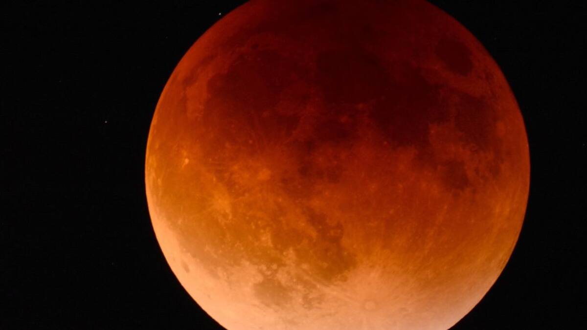 ¡Prepárese para el primer eclipse lunar del año!
