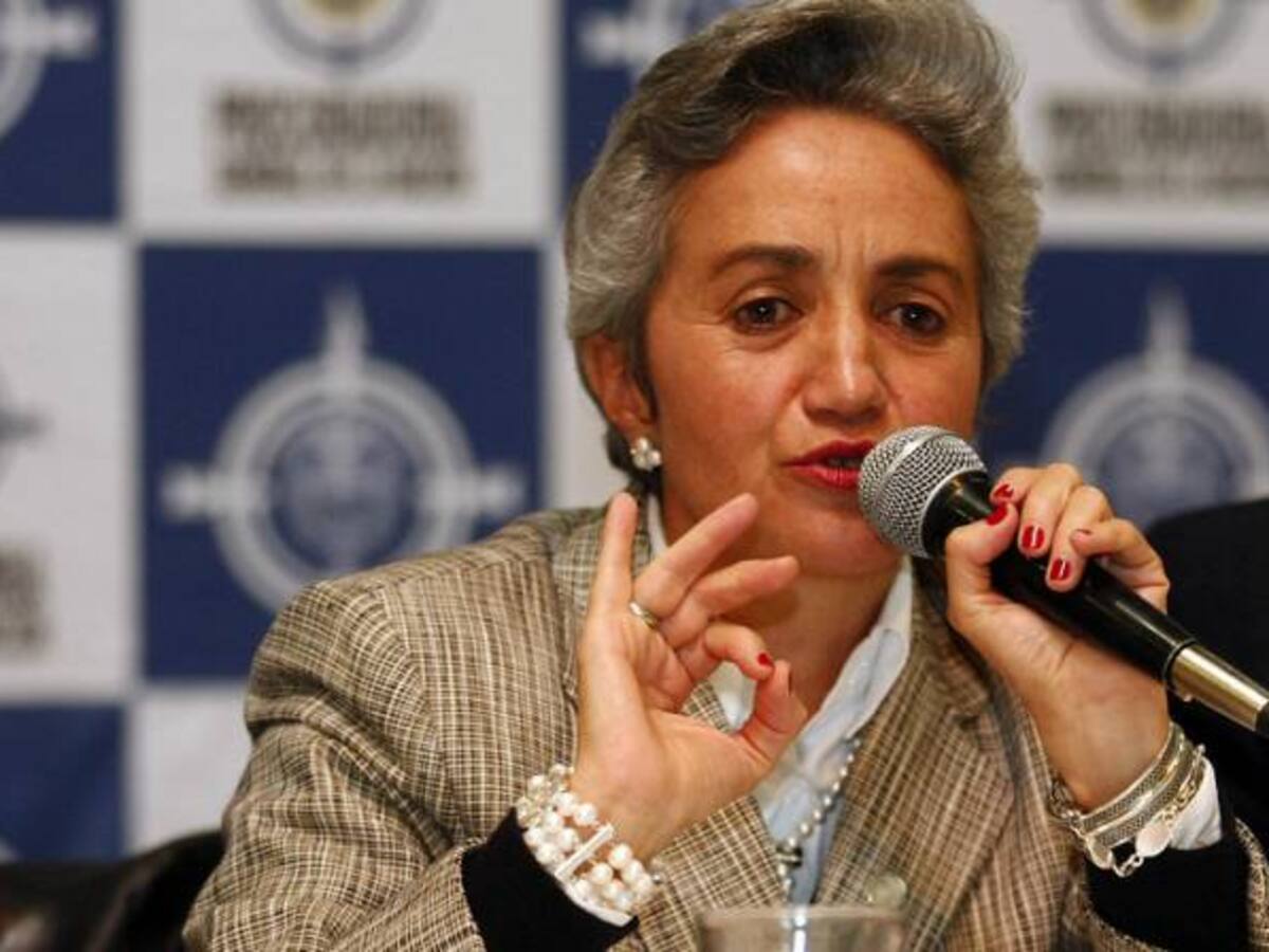 Cartilla busca promover homosexualismo en instituciones educativas: Ilva Hoyos