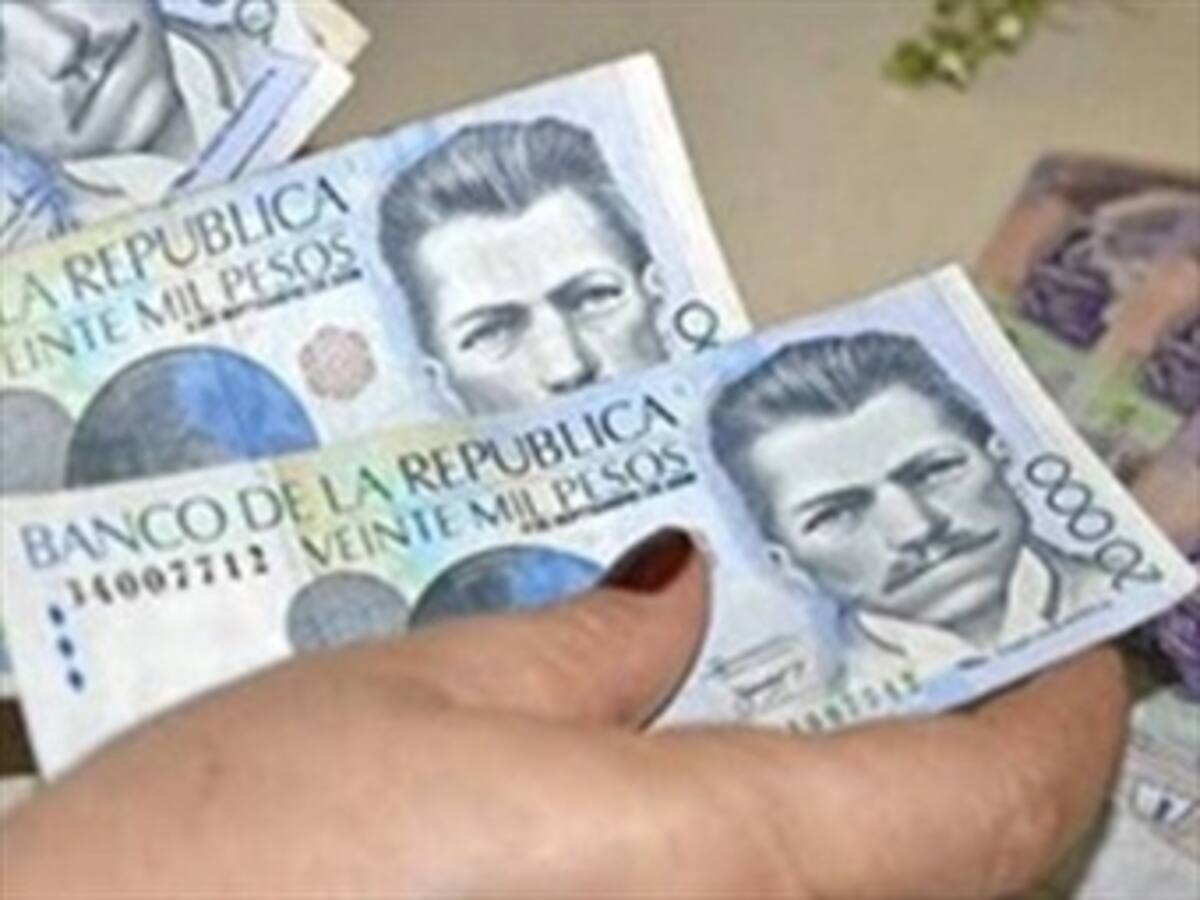 Salario mínimo inspira comentarios de los usuarios de redes sociales