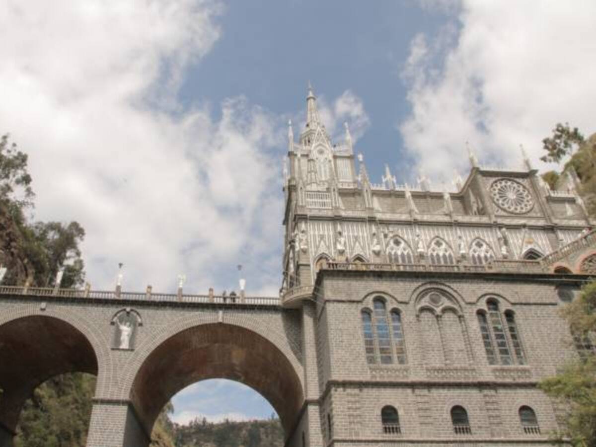 Ocho sacerdotes organizan la Semana Santa en la iglesia de las Lajas