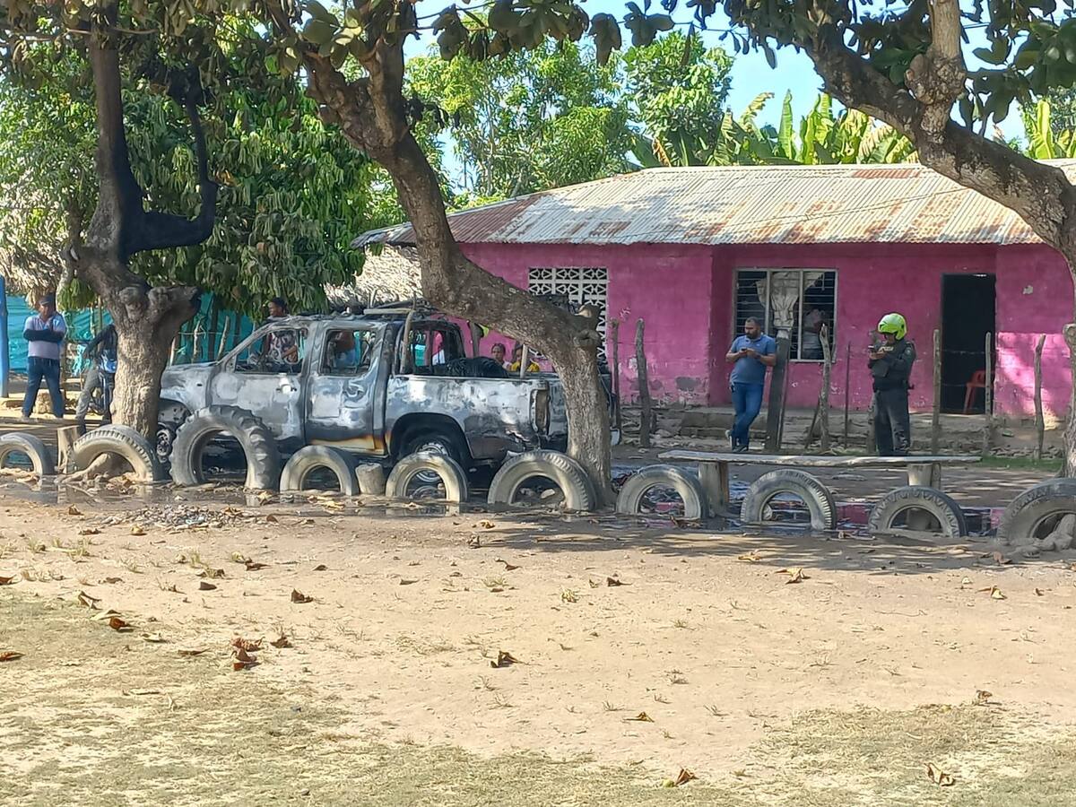 Nuevamente queman vehículo de un contratista de la empresa Afinia en Córdoba