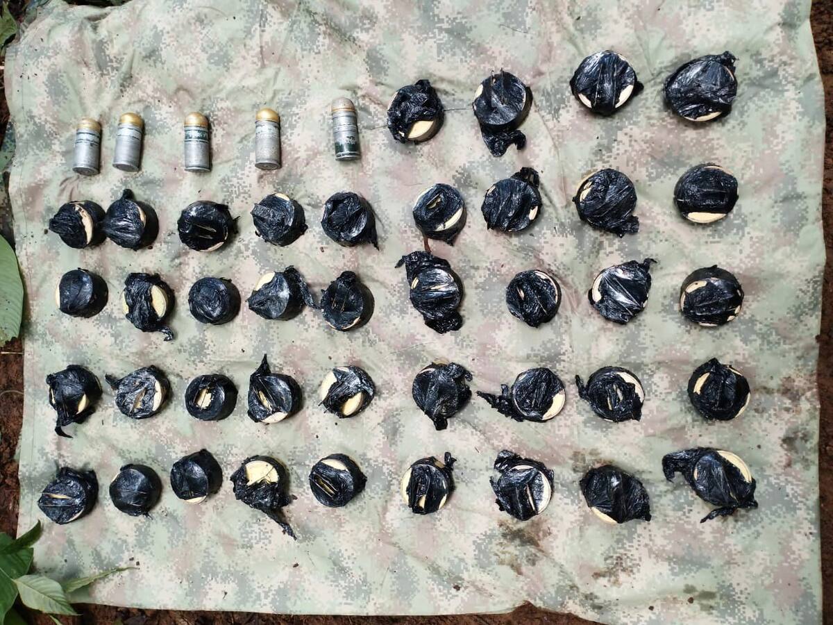 Ejército ubicó y destruyó 40 minas antipersonal en Argelia, Cauca