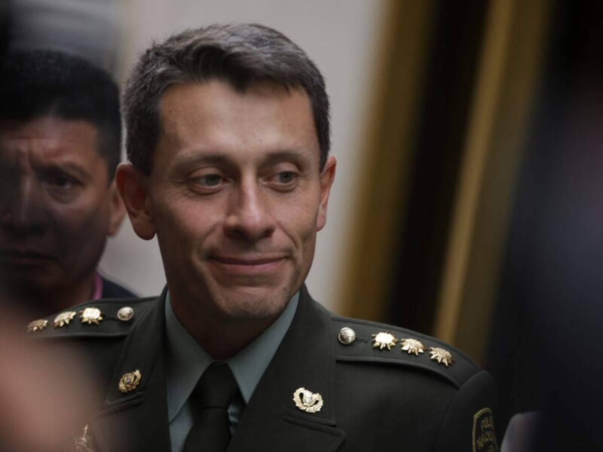 “Ser homosexual es una decisión individual”: Henry Sanabria, director de la Policía