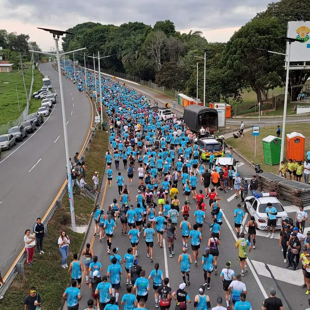 Éxito total de la Media Maratón Quindío, 6000 participantes. Foto: Cortesía Comfenalco
