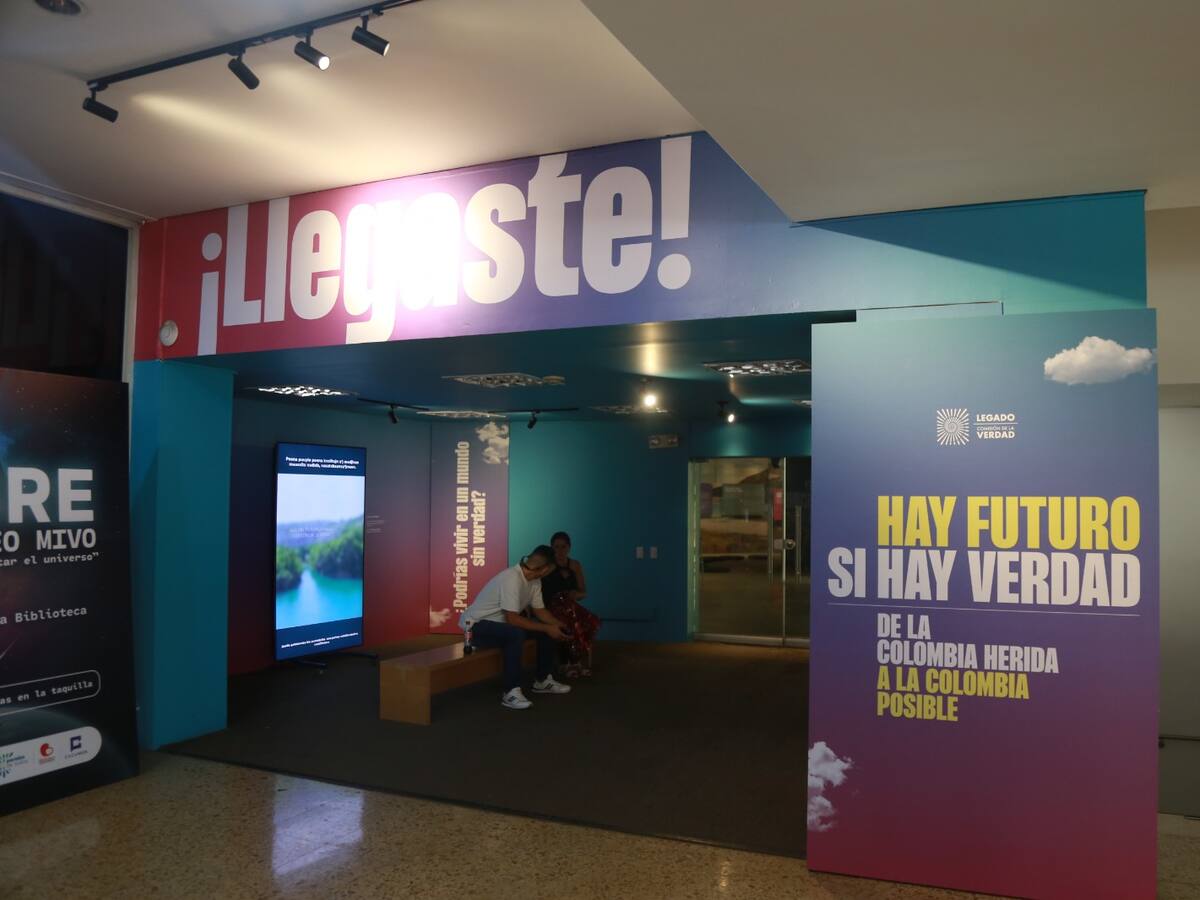 “Hay futuro si hay verdad”, la exposición de la Comisión de la Verdad en la Biblioteca Departamental