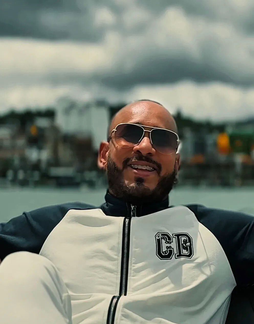 Aunque su carrera apenas comienza, Lexico MQF se perfila como uno de los artistas revelación del Caribe colombiano, destacándose por su autenticidad y flow