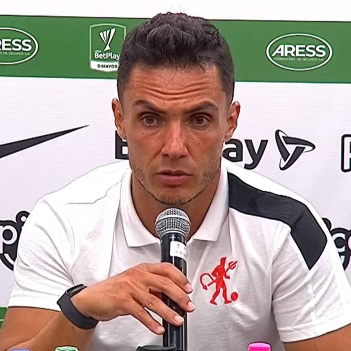 Lucas González: “Estamos muy dolidos con la gente que ama la institución”