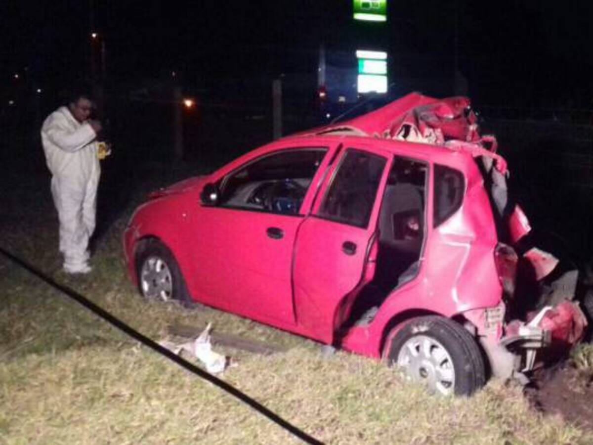 Bus con exceso de velocidad provocó la muerte de dos personas en la vía Tunja-Duitama