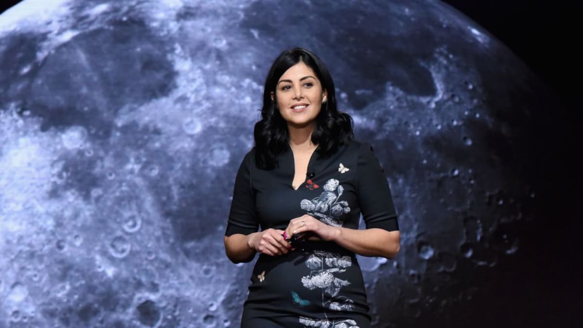 Colombiana es nueva directora de vuelo de la NASA