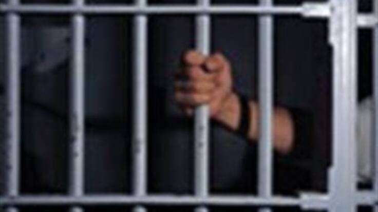 Detrás del paro carcelario hay protestas de exguerrilleros por indultos: Gobierno