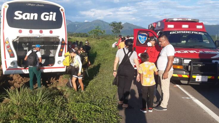 Se accidentó bus con niños deportistas en Barrancabermeja