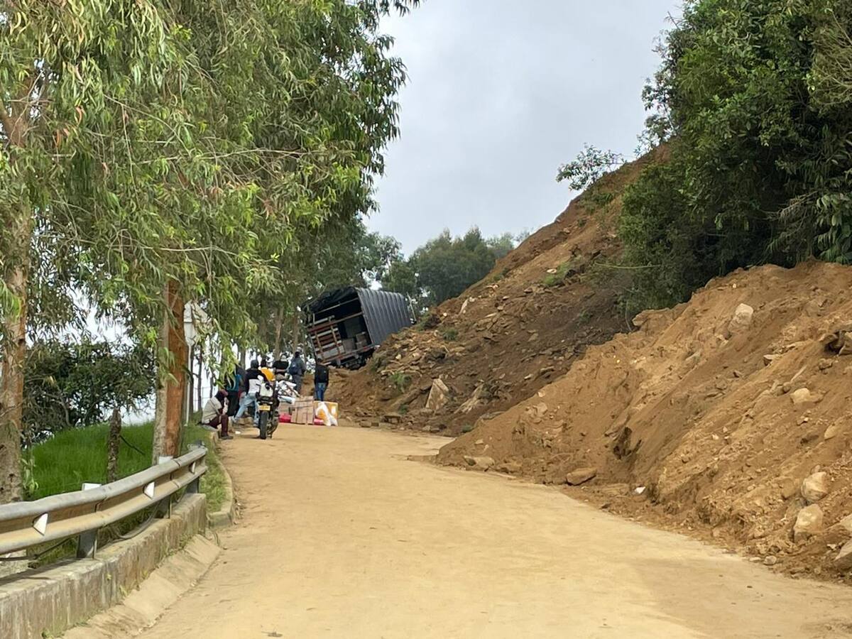 Por un derrumbe, Hidroituango y dos municipios están incomunicados