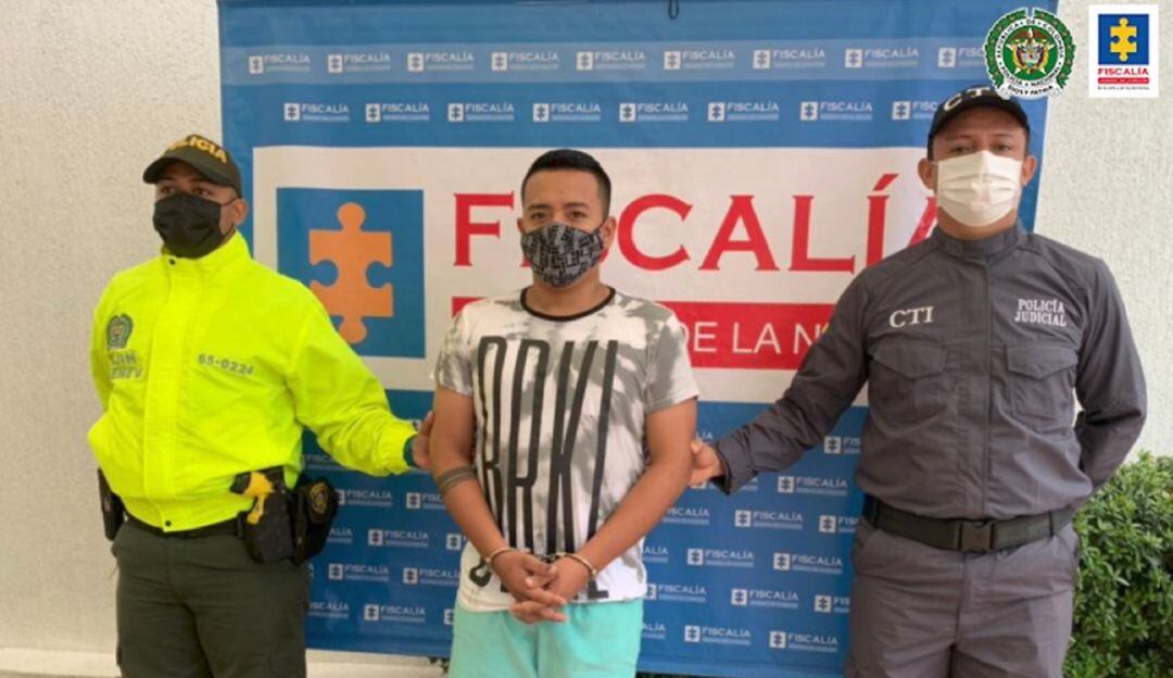 El hombre pagó a dos menores para asesinar a su padre.