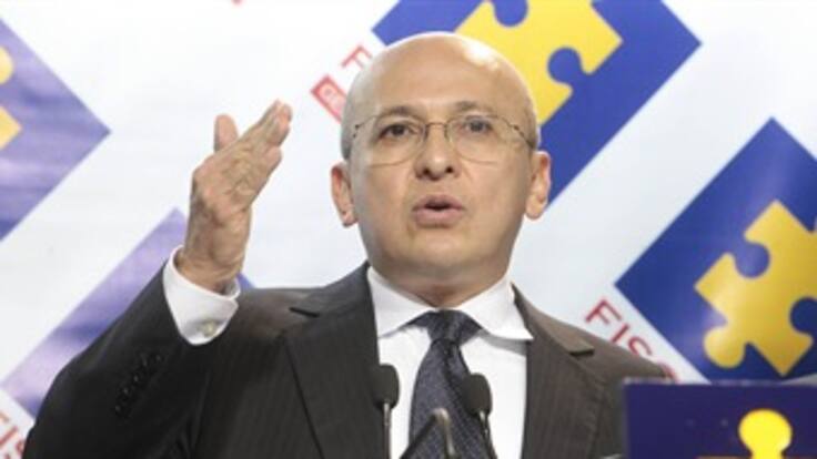 Fiscal Montealegre admite que investigaciones en salud 'no llevan un giro adecuado'