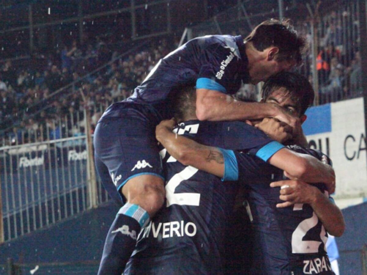 Andrés Ibargüen marcó su primer gol con Racing