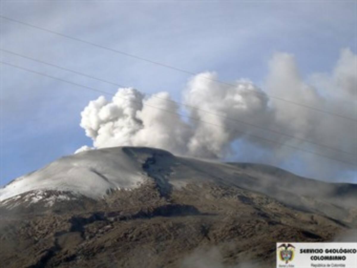 Volcán Nevado de Ruíz completa siete días en alerta naranja