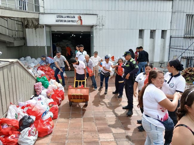 Banco de alimentos de la diócesis de Armenia sigue recibiendo ayudas para los damnificados por el terremoto. Foto: Cortesía Diócesis de Armenia