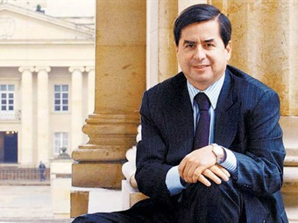 Cristo pedirá ser escuchado ante Corte Suprema por presuntos vínculos con grupos ilegales