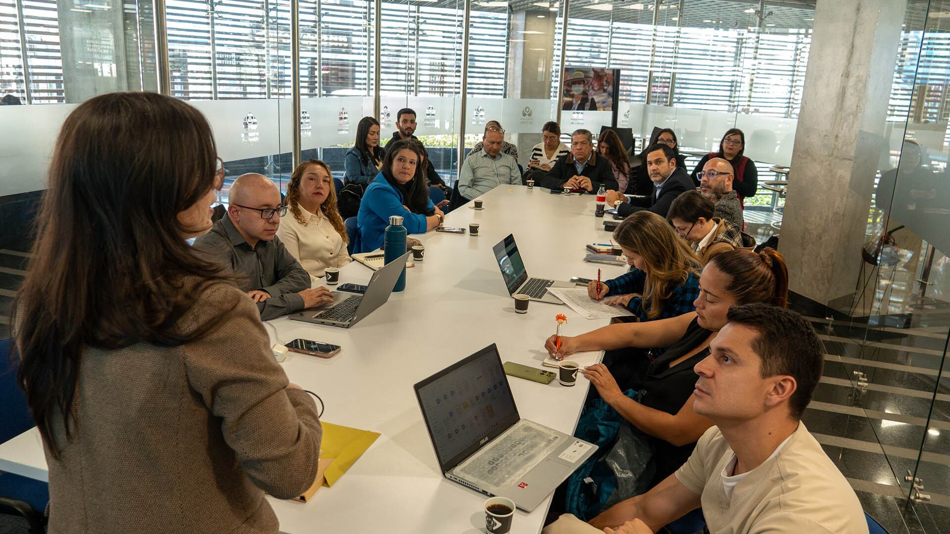 Reunión en la Defensoría del Pueblo para impulsar la creación de un Comité de Salud Mental