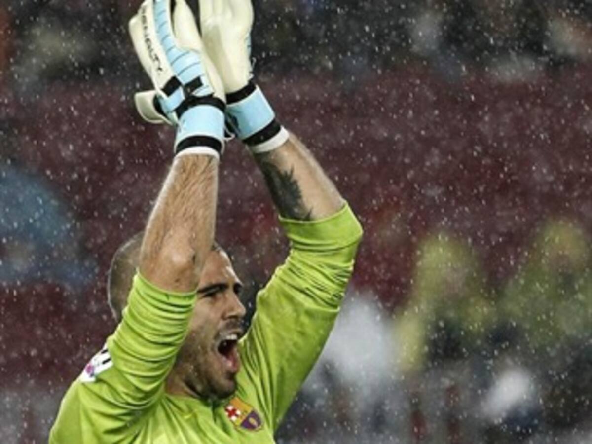 El guardameta Víctor Valdés llegó a los 500 partidos con Barcelona