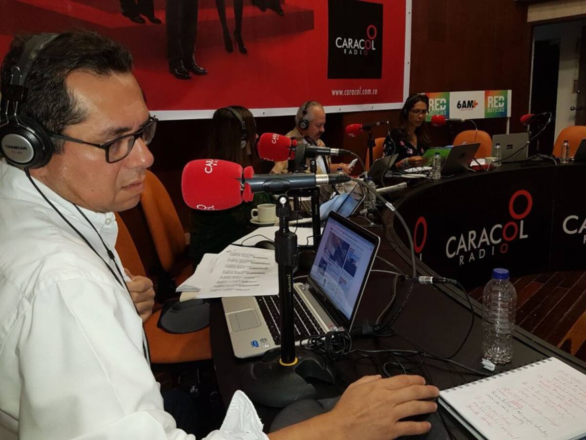 Acompañados del equipo de Caracol Radio Bucaramanga