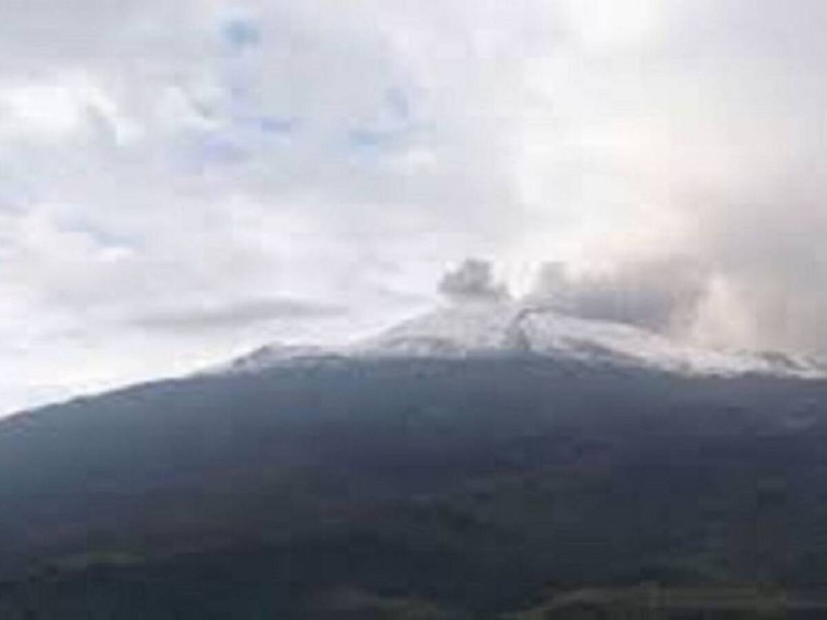 Durante las últimas horas se ha reportado caída de ceniza en Manizales