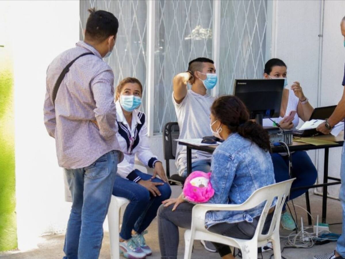 Indocumentados se podrán vacunar contra la COVID-19 en Floridablanca