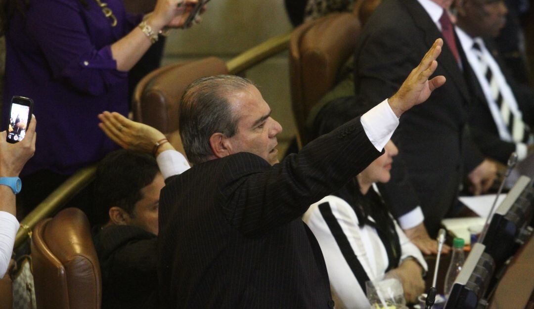 El congresista anunció que aspirará nuevamente al Senado