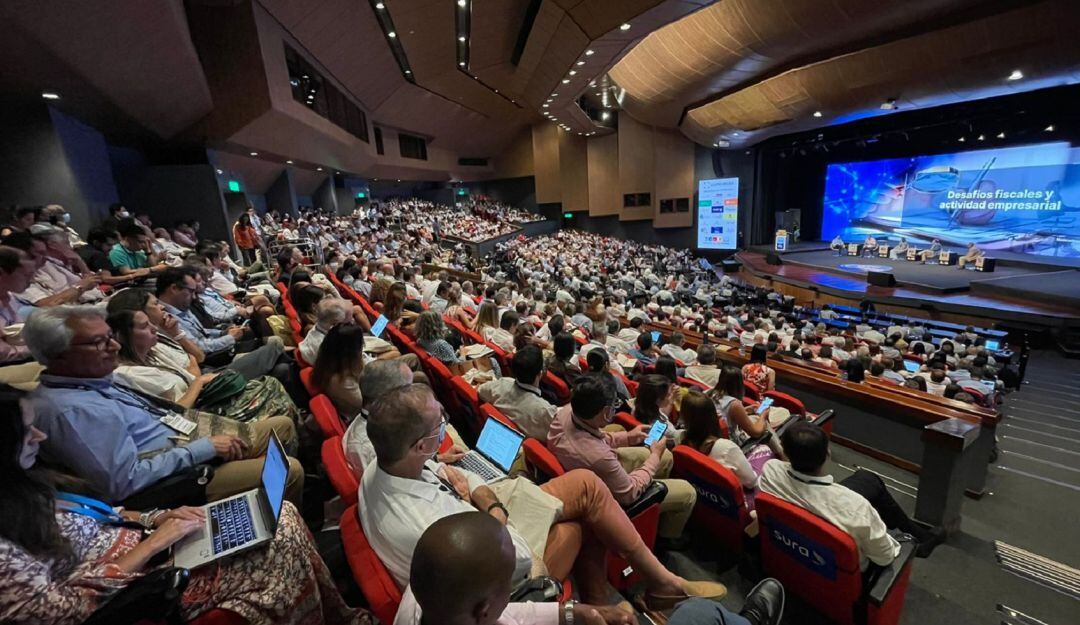 La Federación Nacional de Comerciantes considera que una reforma laboral como la que hoy se plantea generaría mayor desempleo