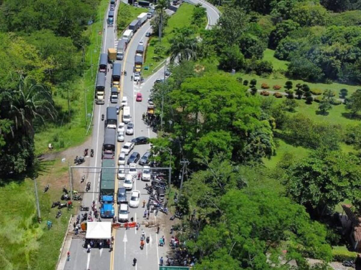 Casi dos días duró protesta de comunidad en La Pintada