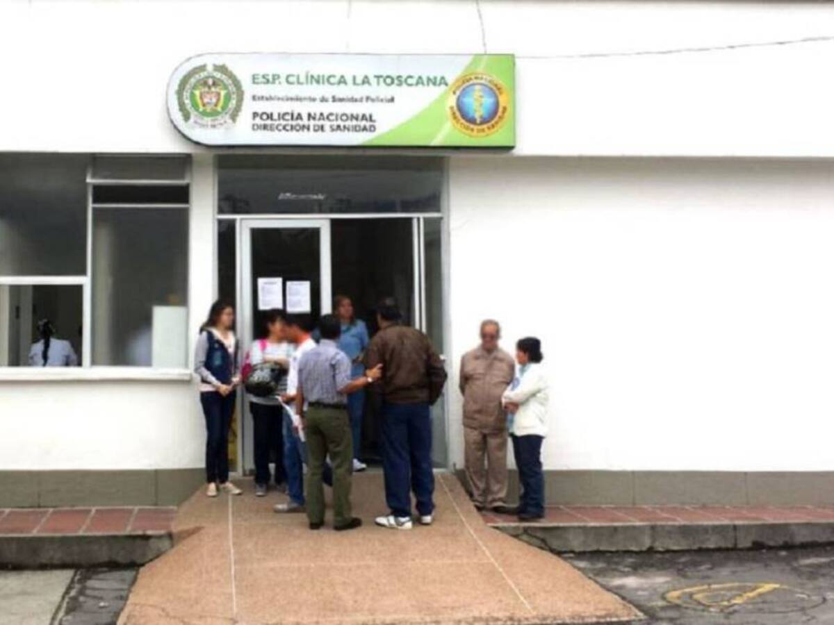 En Manizales, pensionados de la Policía adelantarán plantón en la Clínica La Toscana
