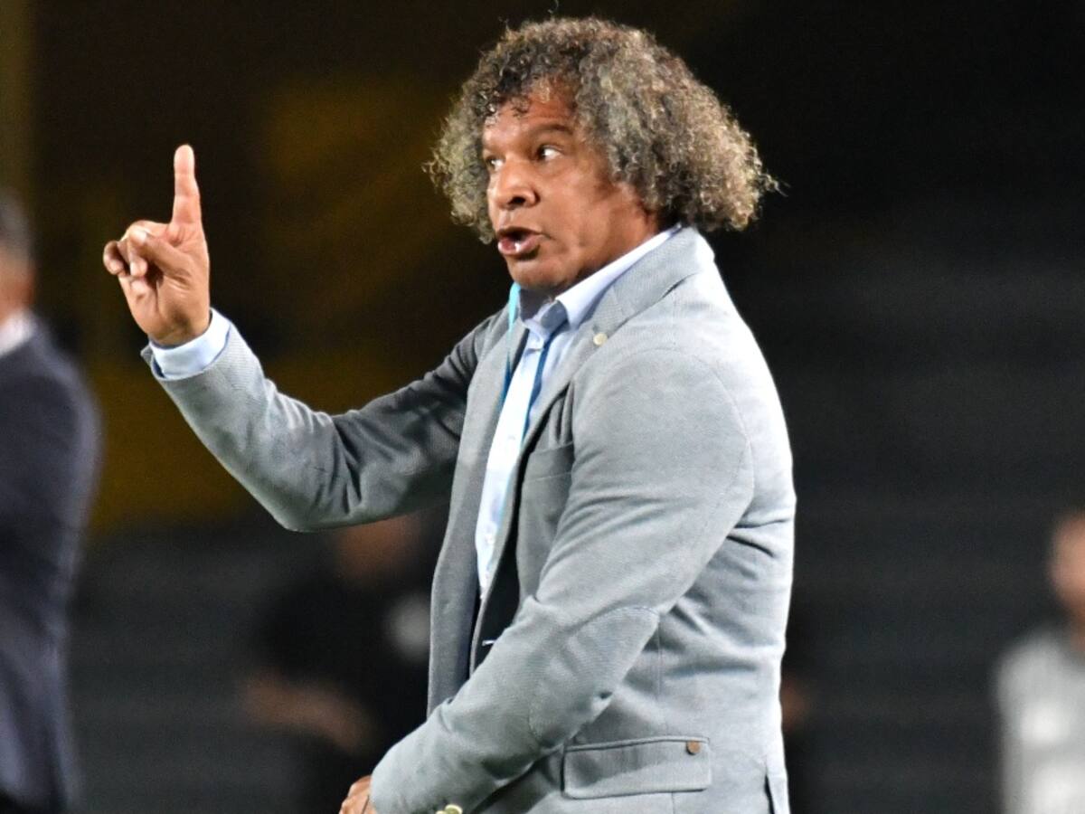 Alberto Gamero: "¿No se podía traer el VAR al clásico?"